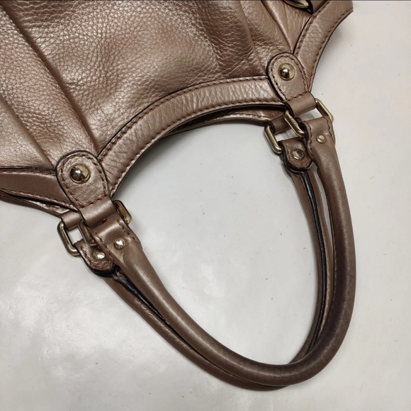 ✅️ SOLD ✅️ Gucci Sukey Leather Tote Bag in Rose Gold - Picture 8 of 9